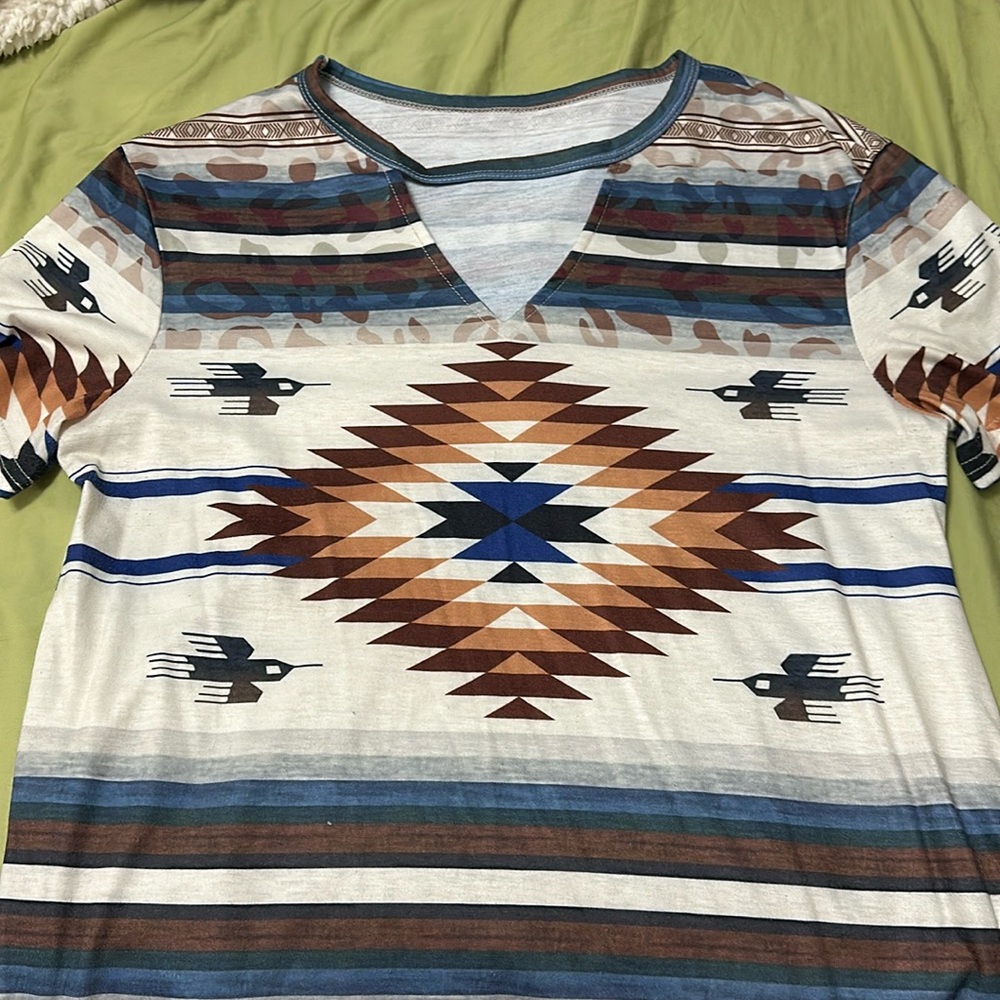 Tee